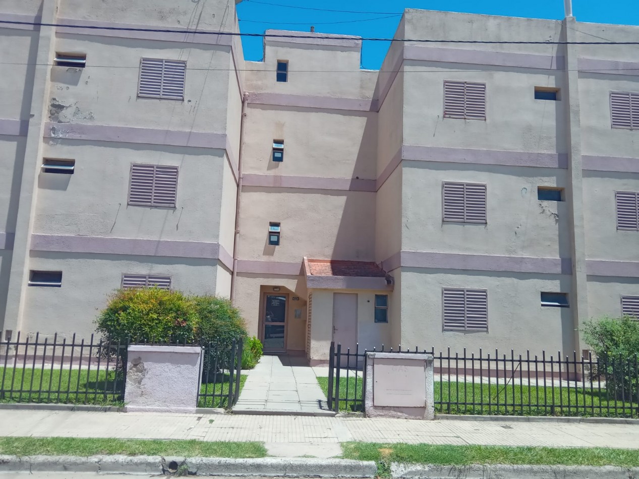 VENTA Departamento 2 dormitorios. Barrio Abilene. Pje Jeferson - Piso 1 - Rio Cuarto