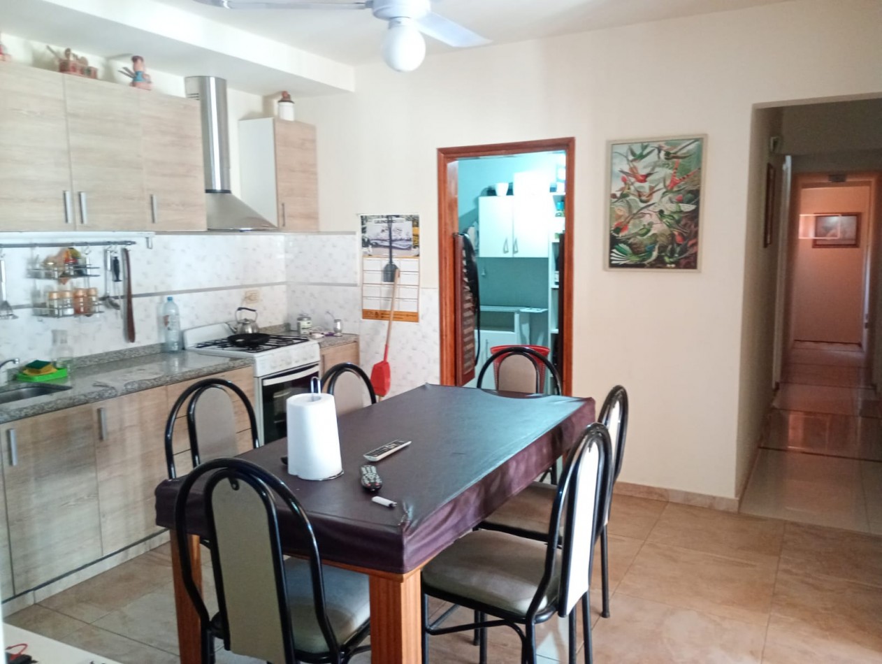 Venta casa 3 Dormitorios- Barrio Quebrada de las Rosas